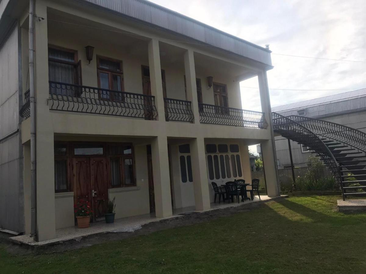 Luka Family Guest House Batum Dış mekan fotoğraf